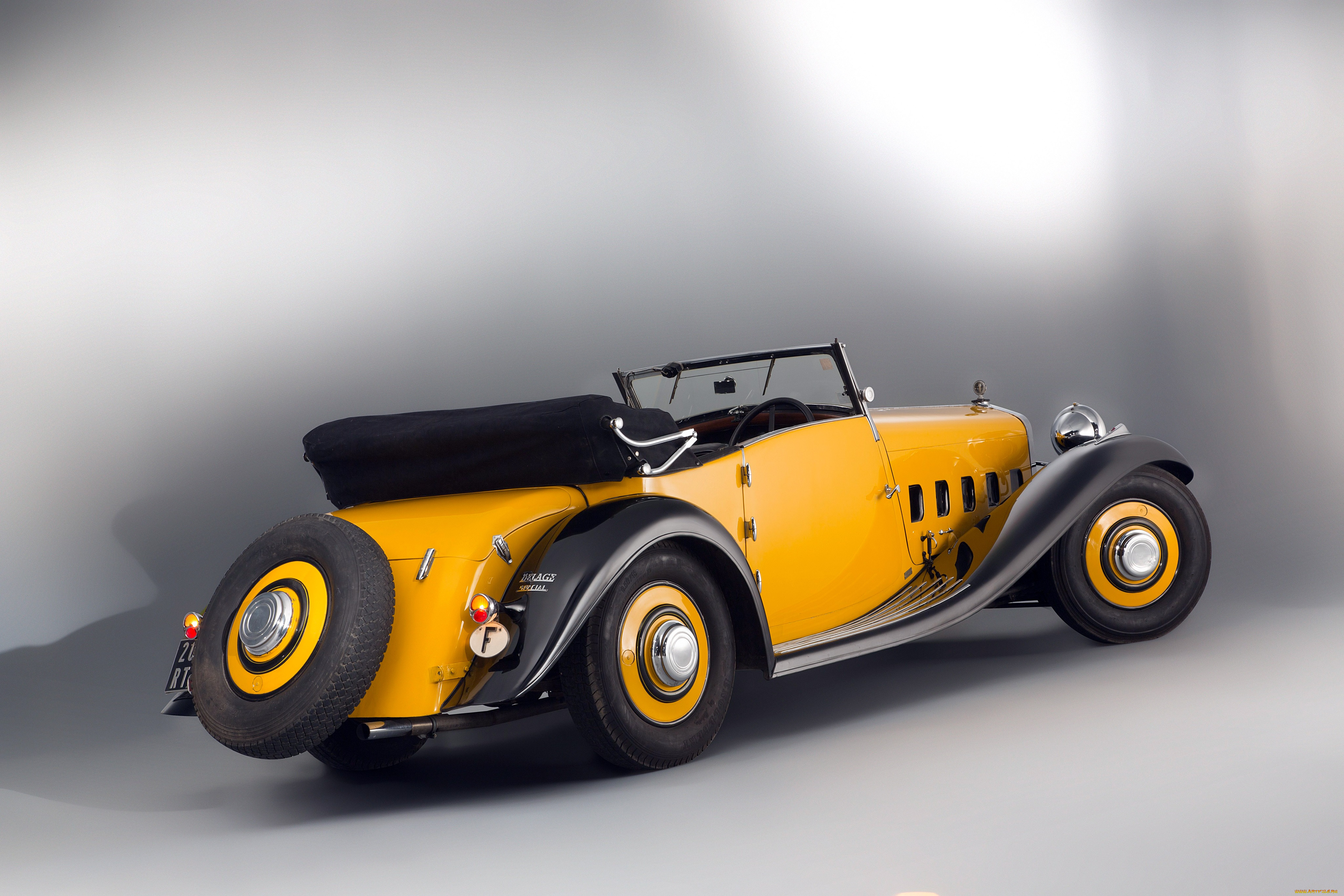 Автомобиль Delage d8